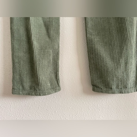 Reformation Cynthia High Rise - Picture 10 of 11